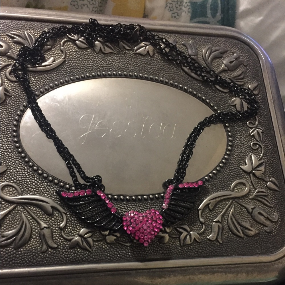 ✨Rock and roll rhinestone necklace 💎👑👓✨